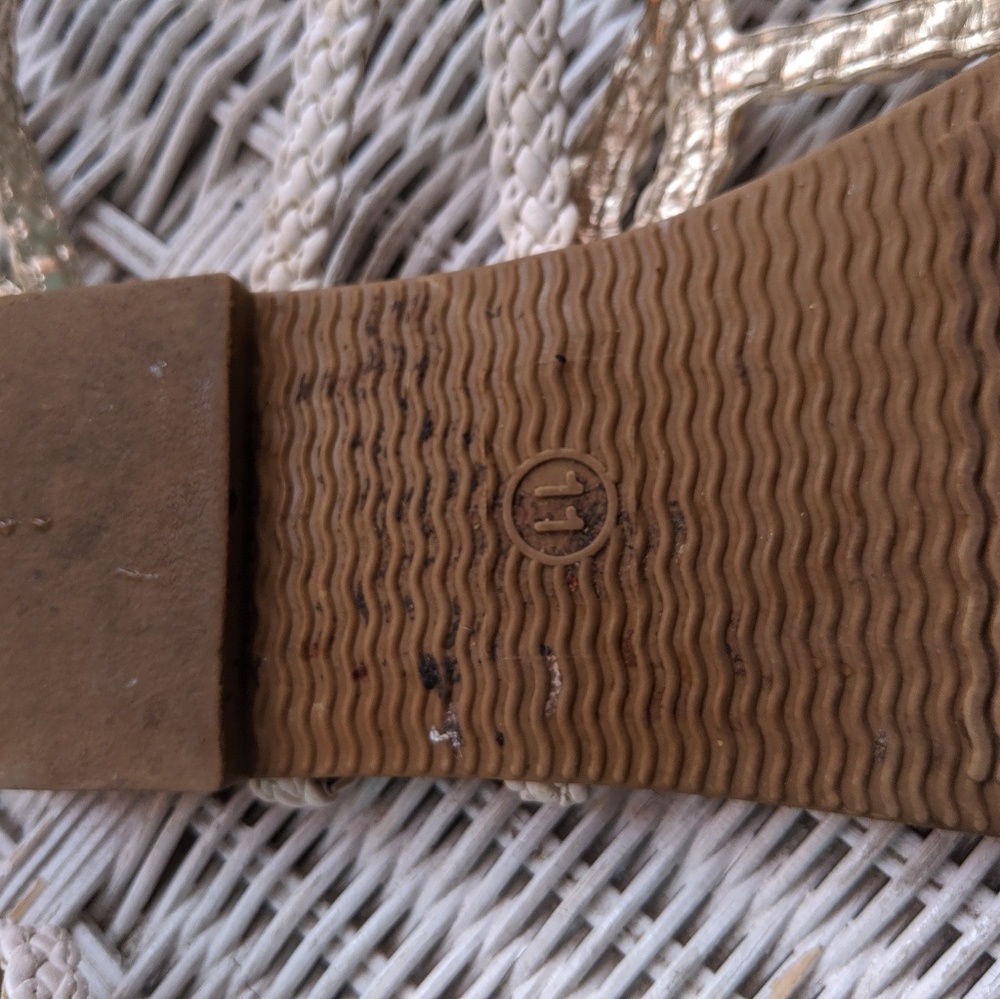 Sandals - Picture 4 of 5